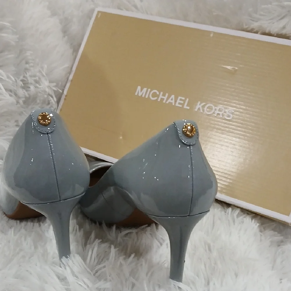 Michael Kors Glossy Blueish Gray Heels Pumps 3 Inch Heels - Picture 4 of 6